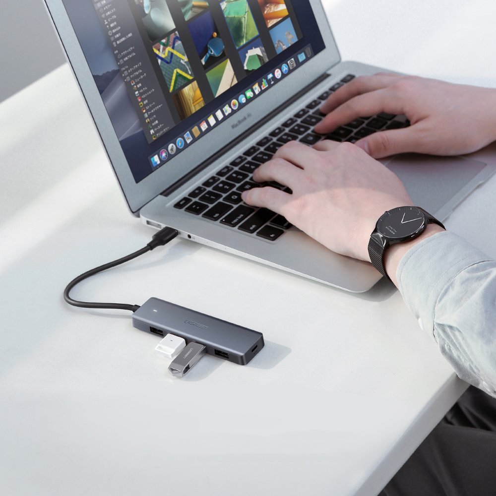 UGREEN CM219 USB-C Hub, 4 x USB-A 3.0 - 1 x USB-C, Gray