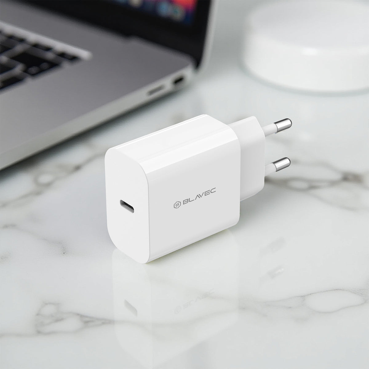 Blavec BC-7 Network Charger, 45W, 3A, 1 x USB-C, White